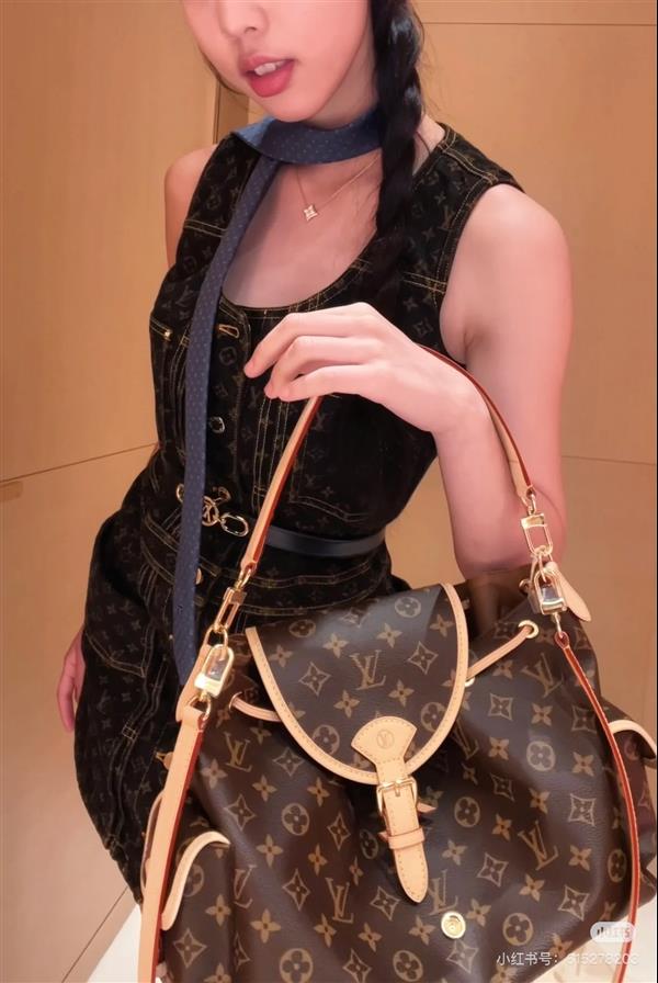 2026124174619534 260